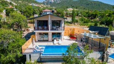 VİLLA SARIYAR